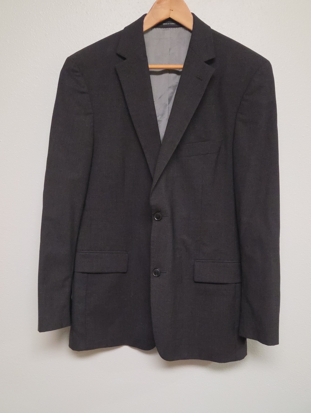 Hugo Boss Charcoal Gray Two-Button Sport Coat